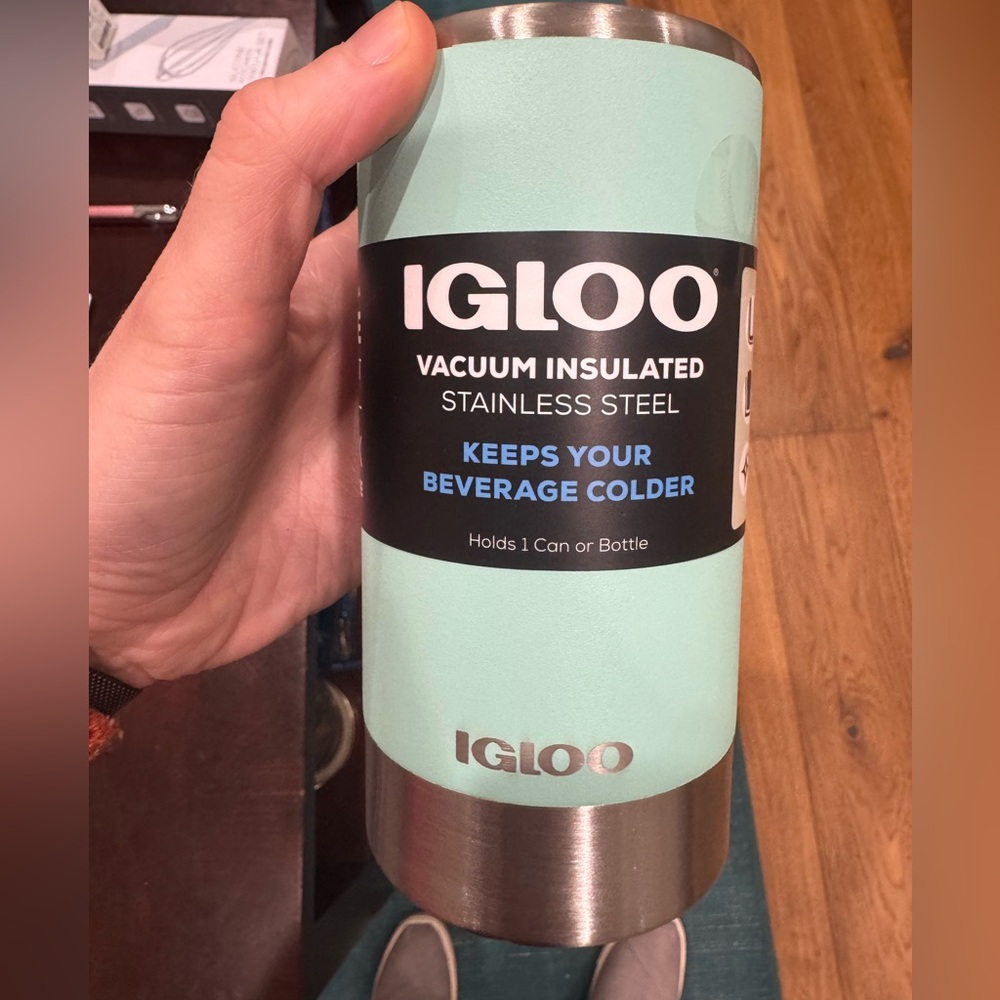 Igloo stainless steel beverage holder
